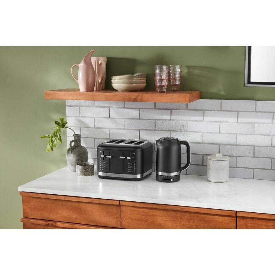 V4H833639E1CD021A805B8650634E0AF233R6896542P10