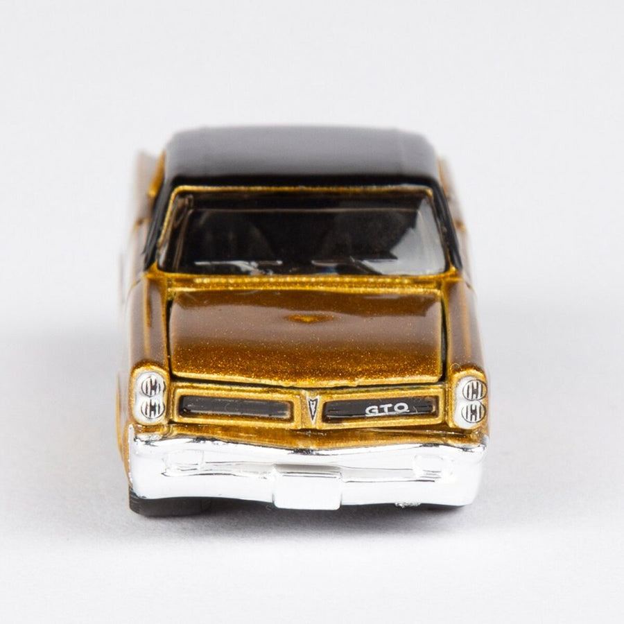 V3H1B0882030F3DBAA121AD0CF8FC14B1F7R5746369P6